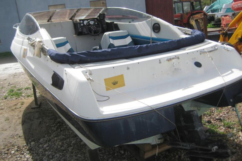 Łódź motorowa BAYLINER CAPRI 