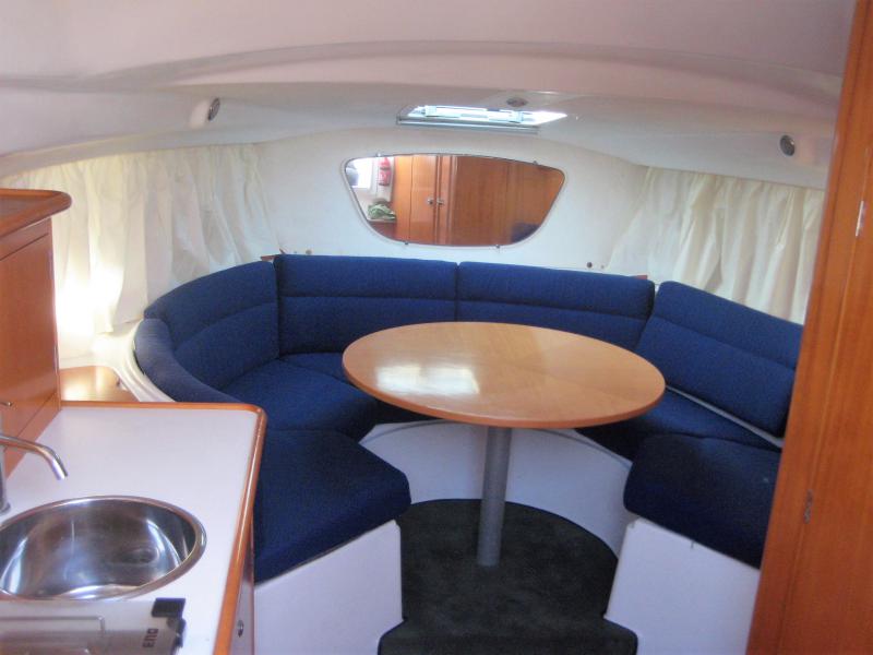 Jacht motorowy BENETEAU FLYER 920 VIVA 