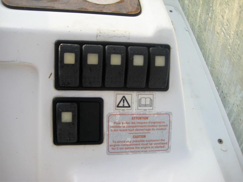 Jacht motorowy BENETEAU FLYER 920 VIVA 