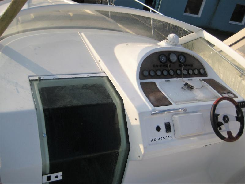 Jacht motorowy BENETEAU FLYER 920 VIVA 