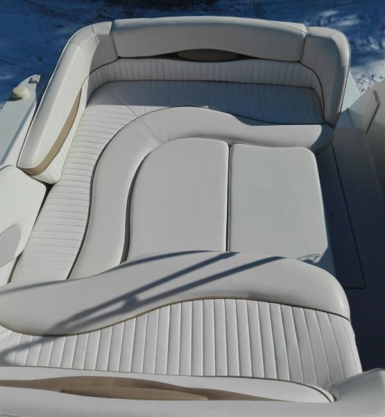 Jacht motorowy FOUR WINNS VISTA 238