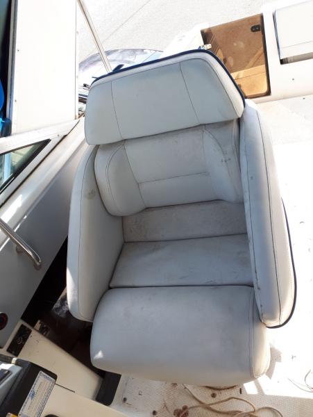 Jacht motorowy FORMULA 29PC
