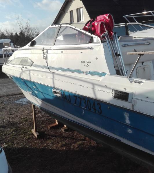 Łódź motorowa BAYLINER 2455