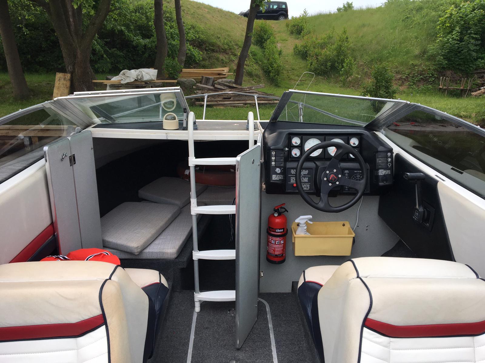 Bayliner CAPRI 5.0