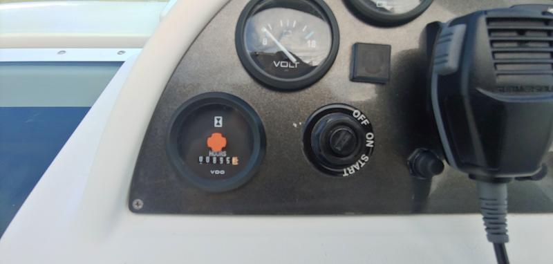 Jacht motorowy BENETEAU FLYER 701