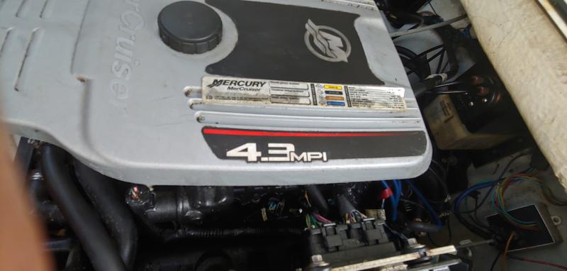 Jacht motorowy BENETEAU FLYER 701