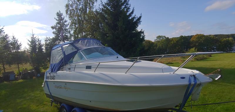 Jacht motorowy BENETEAU FLYER 701