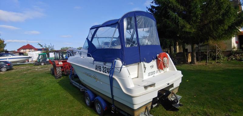 Jacht motorowy BENETEAU FLYER 701