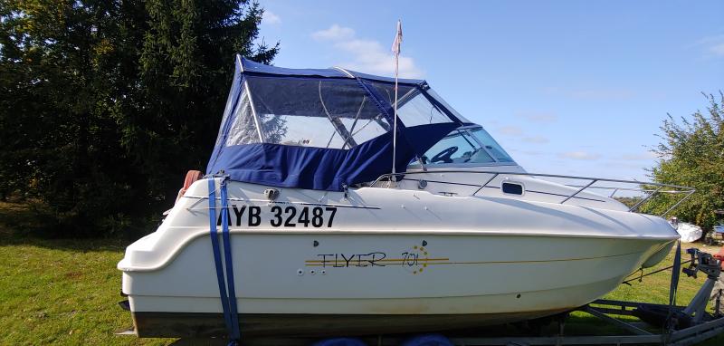 Jacht motorowy BENETEAU FLYER 701