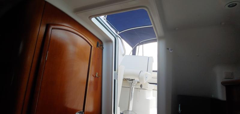 Jacht motorowy BENETEAU FLYER 701