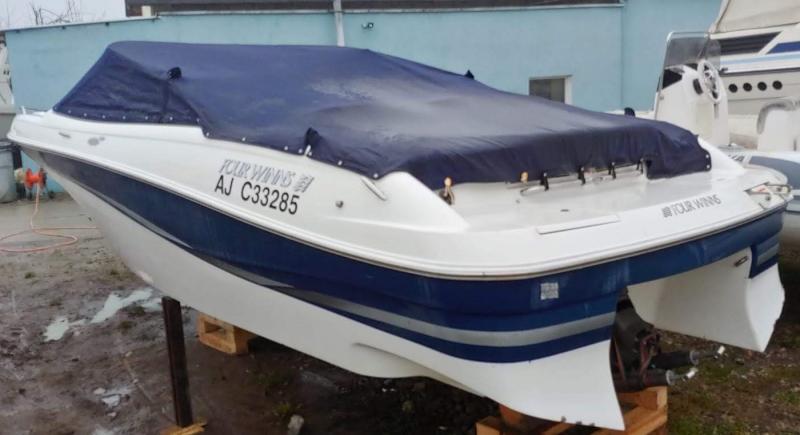 Łódź motorowa BOWRIDER FOUR WINNS 220 HORIZON 