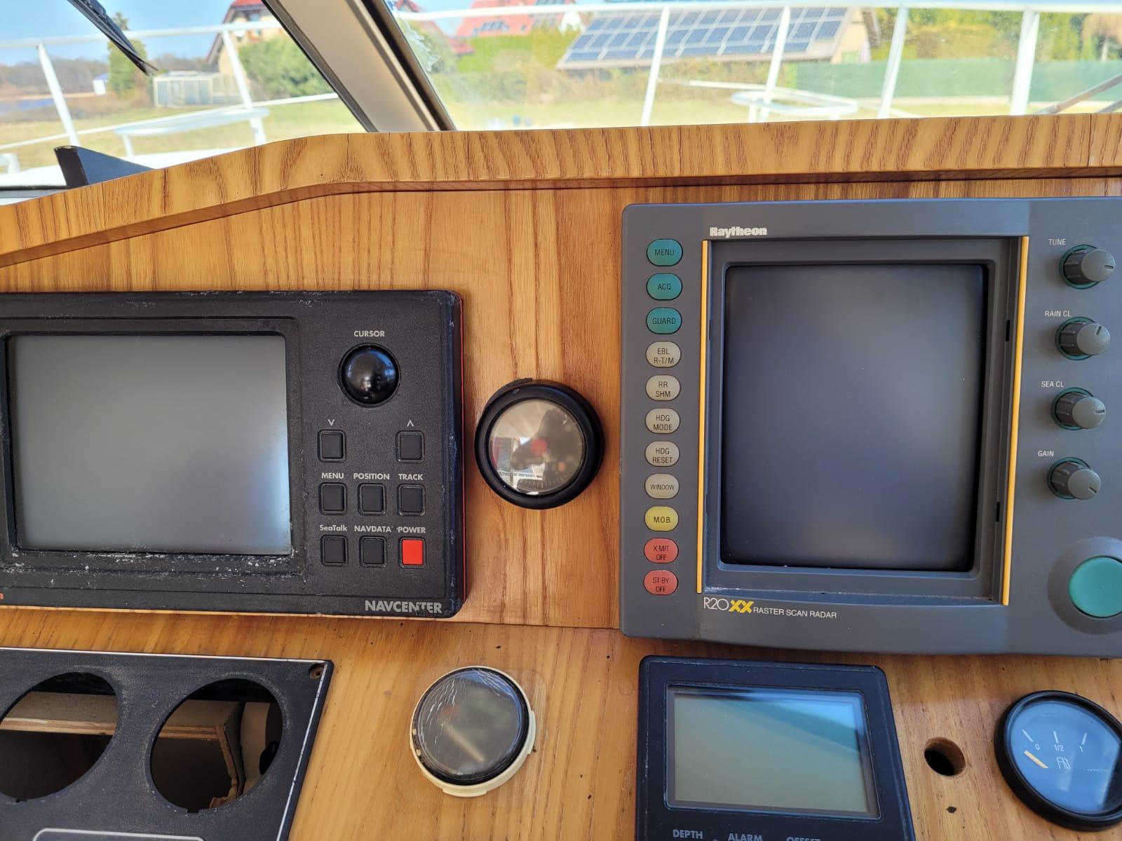 Jacht motorowy ACM 1055