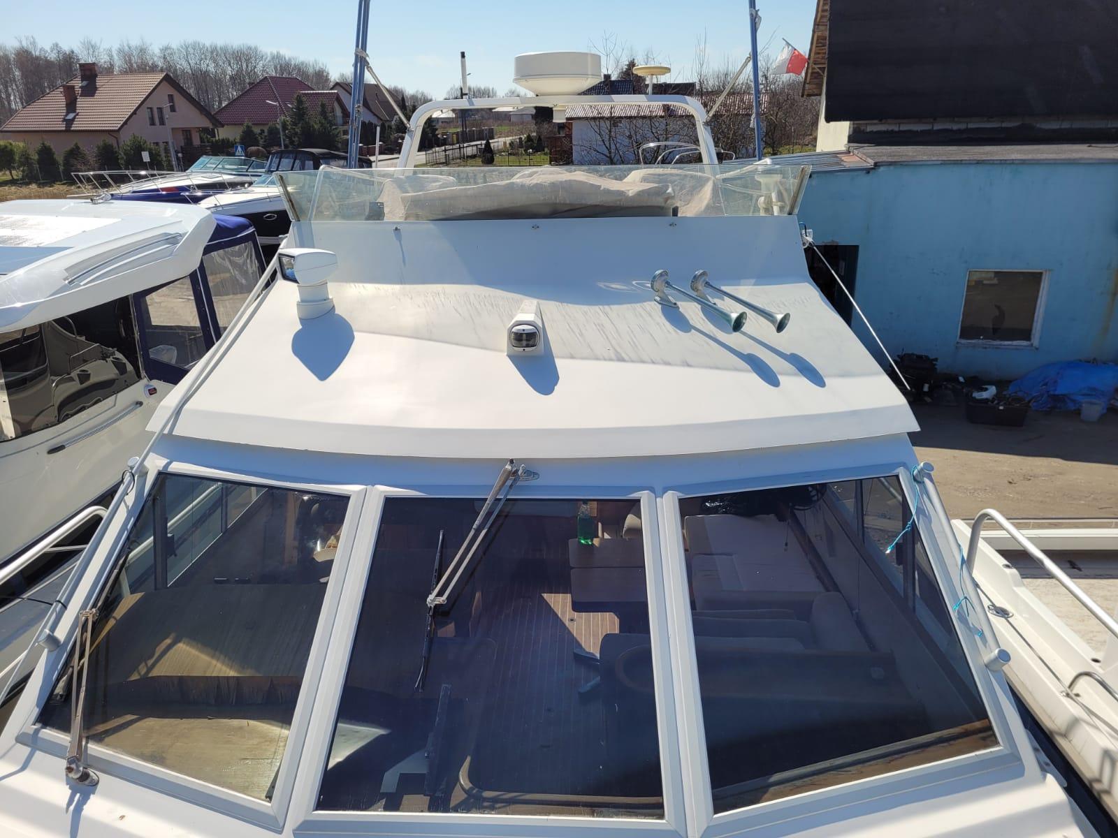 Jacht motorowy ACM 1055