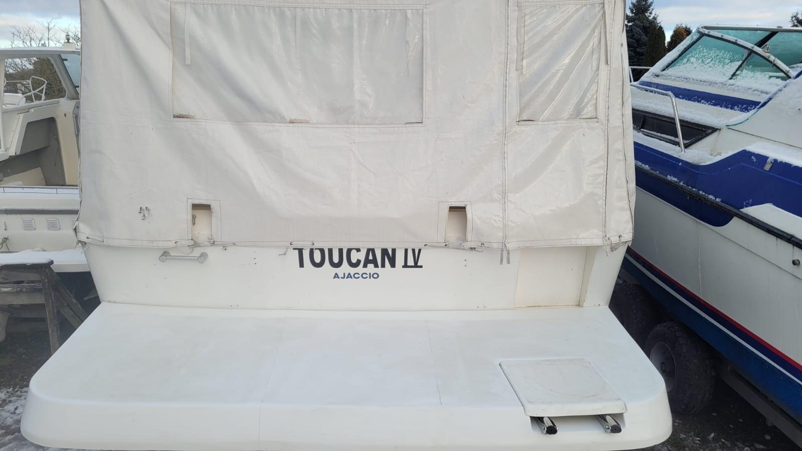 Jacht motorowy marki ACM 1055