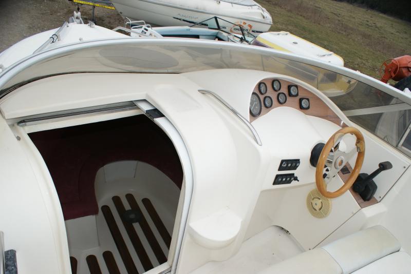 ARIA YACHTS VITTORIA 240